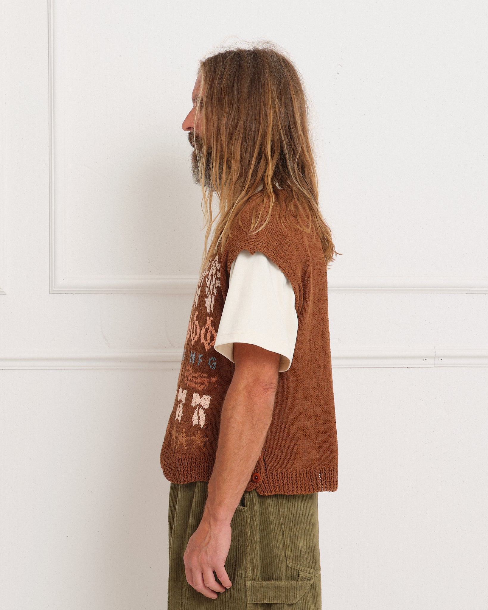 Button Knit Vest - Brown Contest