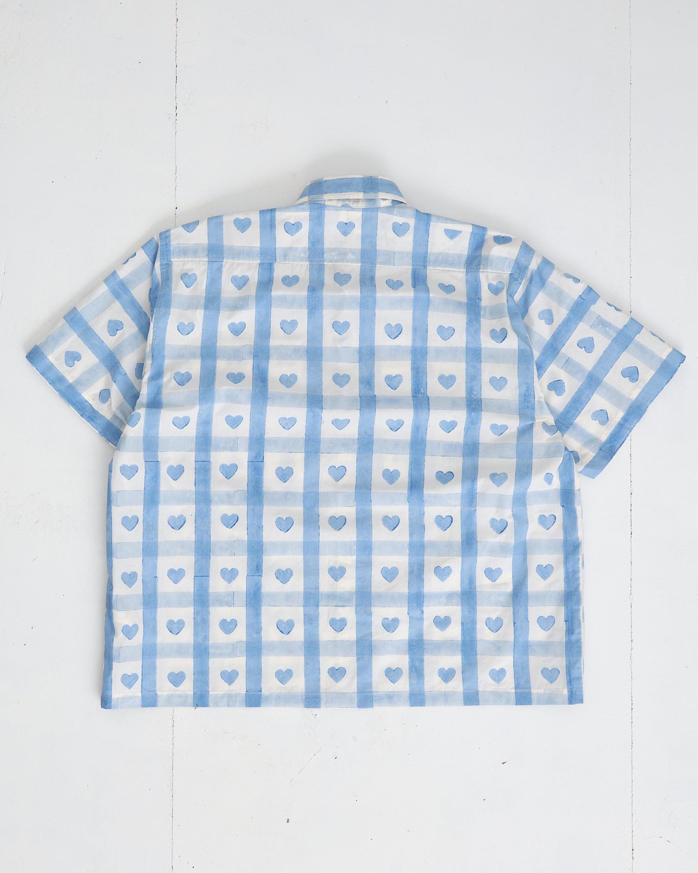 Conch Shirt - Blue Heart