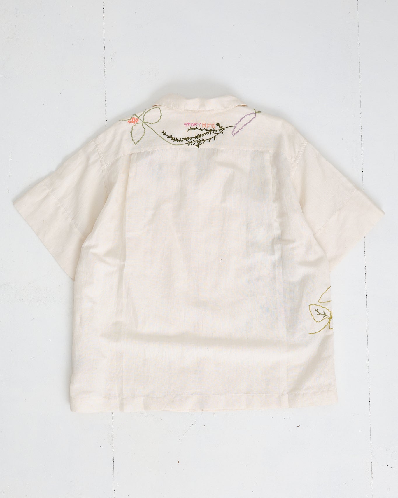 Greetings Shirt SS - Ecru Herb