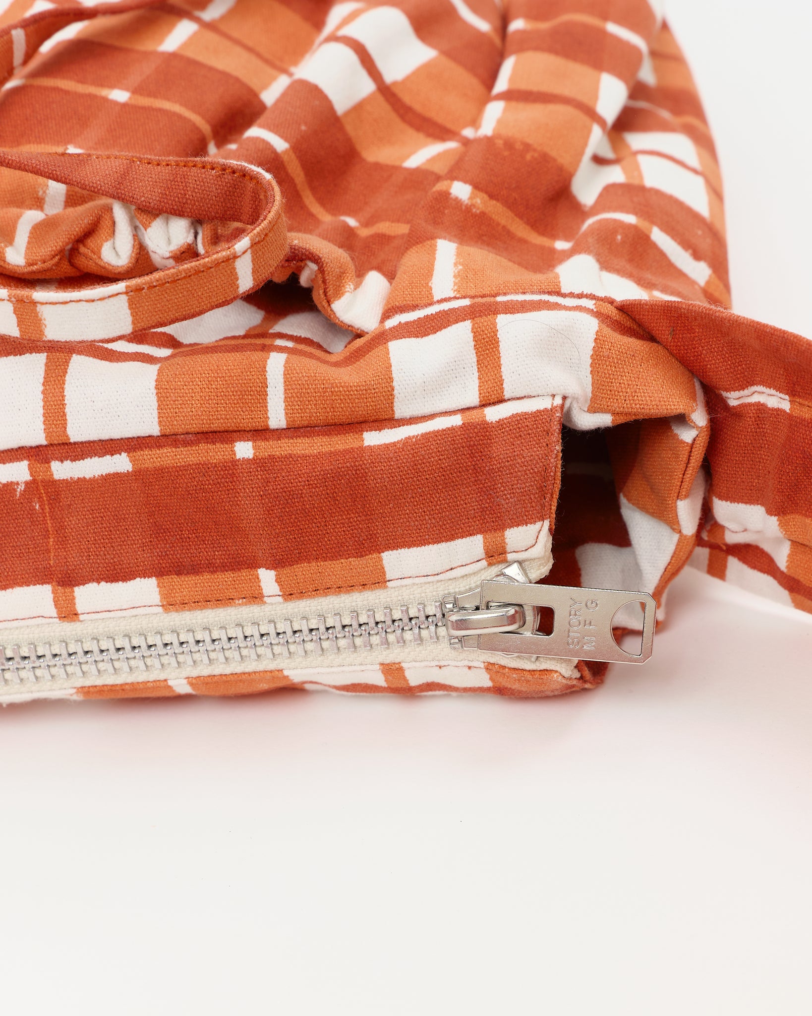 Medium Drawstring Port-All - Red Check